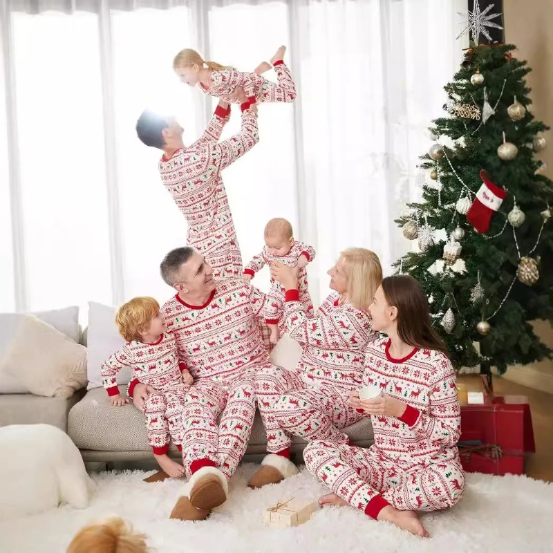 Merry Christmas Family Matchin - Winter Clothing Looks incelemesi ve fiyatı