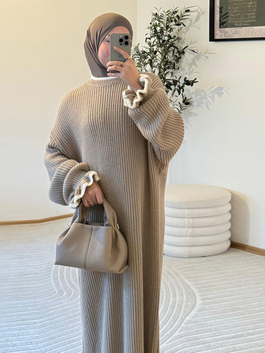 Muslim Women Winter Dubai Abay - Winter Clothing Dubai incelemesi ve fiyatı